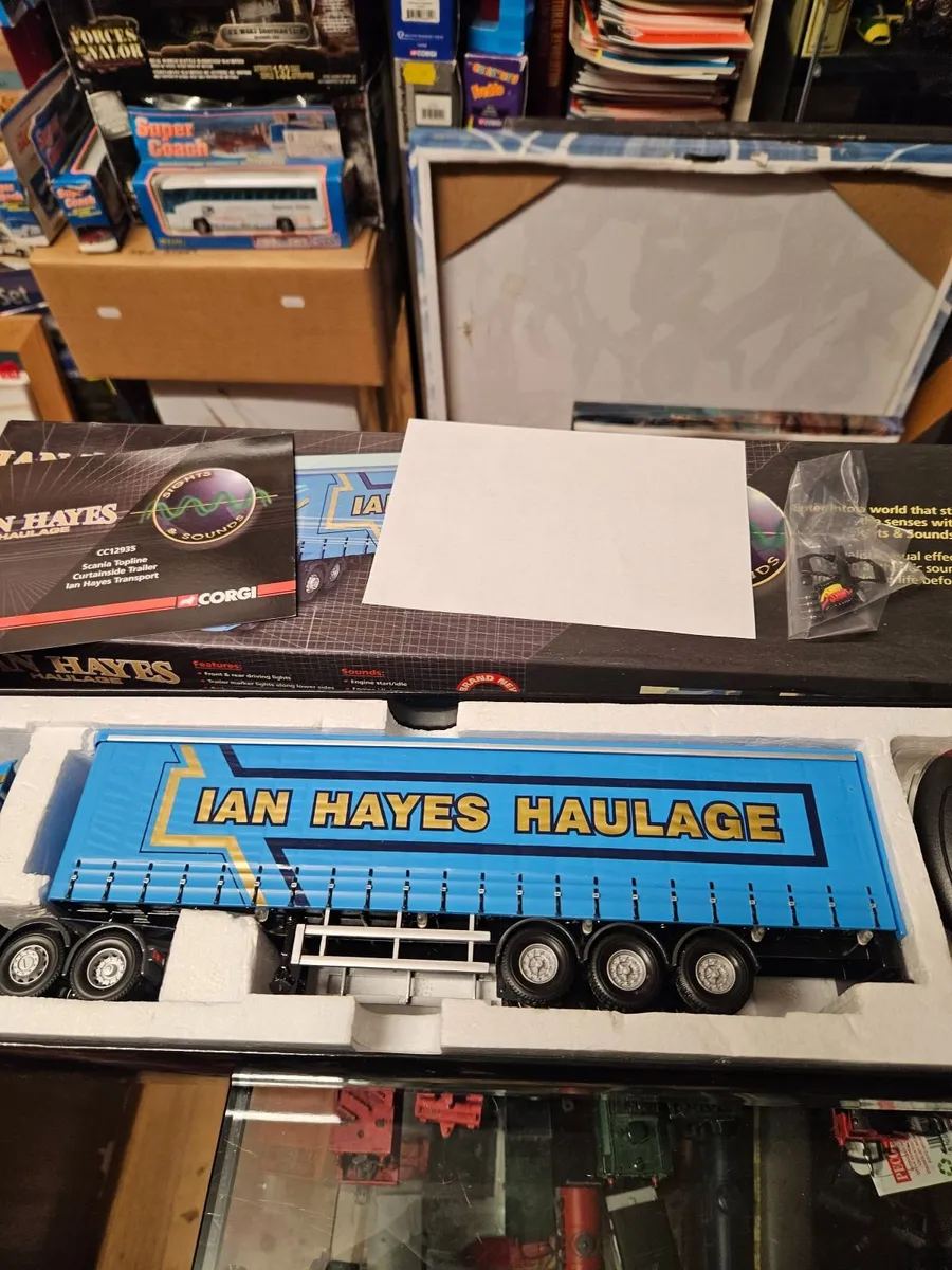 Corgi Scania Tractor Unit and Trailer 1.50 - Image 4