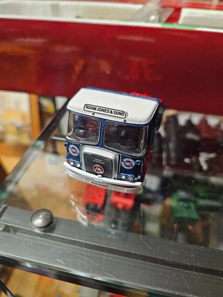 Corgi Atkinson Tractor Unit and Trailer 1.50 - Image 2