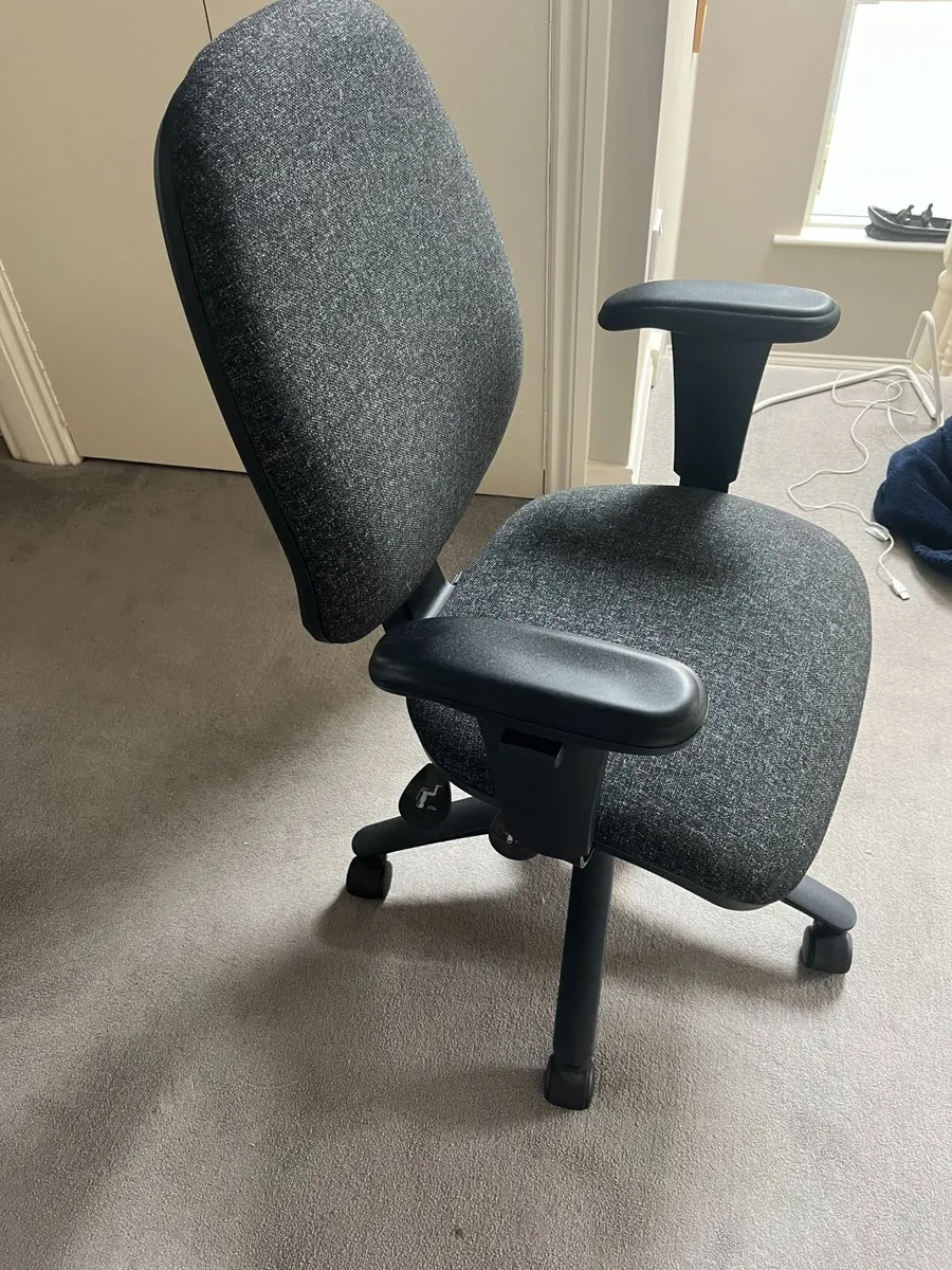 Office Chair - Image 2