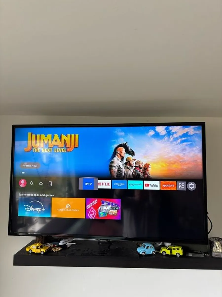 Tv not a smart Tv - Image 3