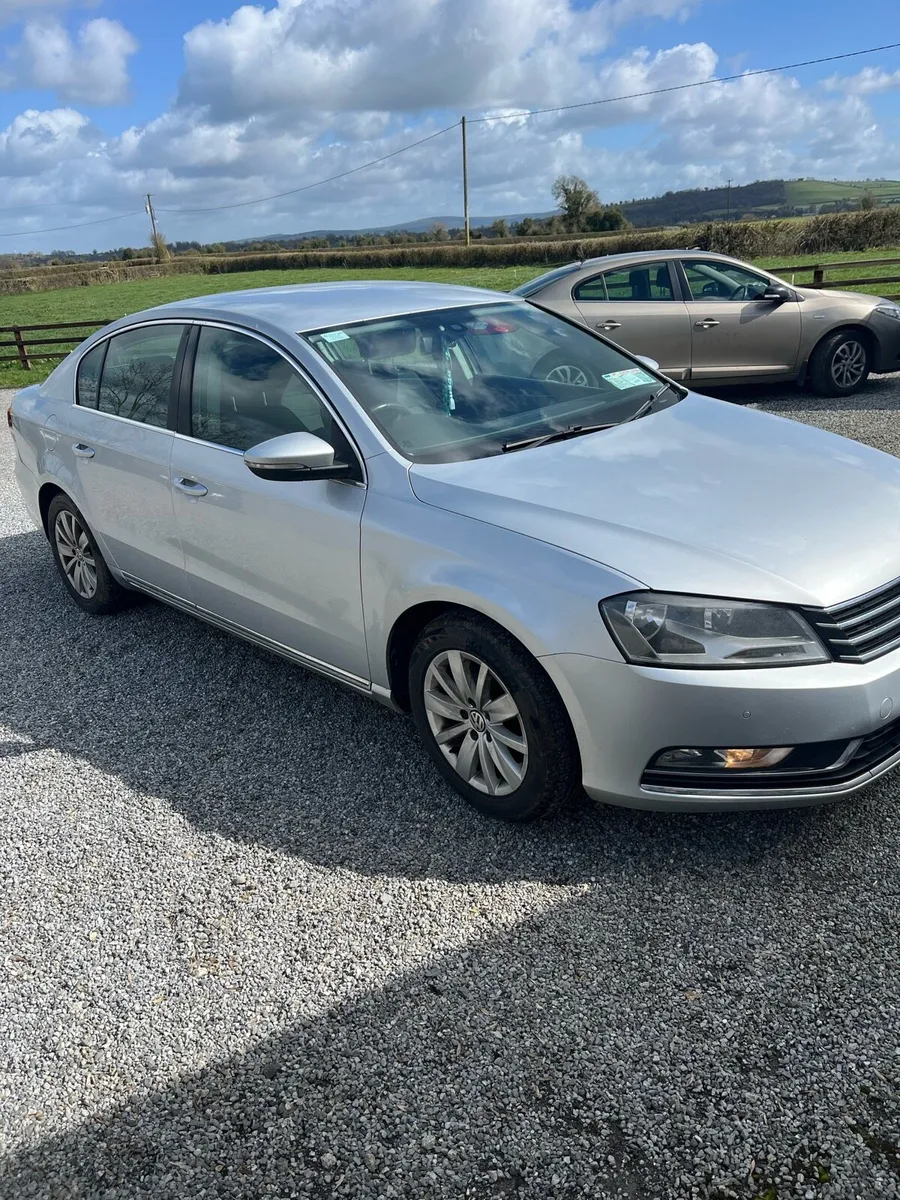 Volkswagen Passat - Image 1