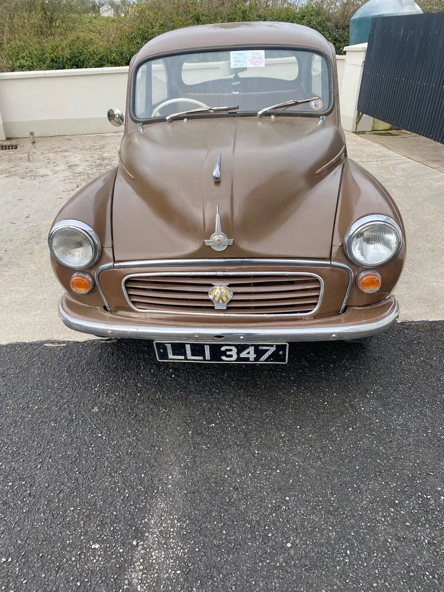 Vintage Car - Image 2