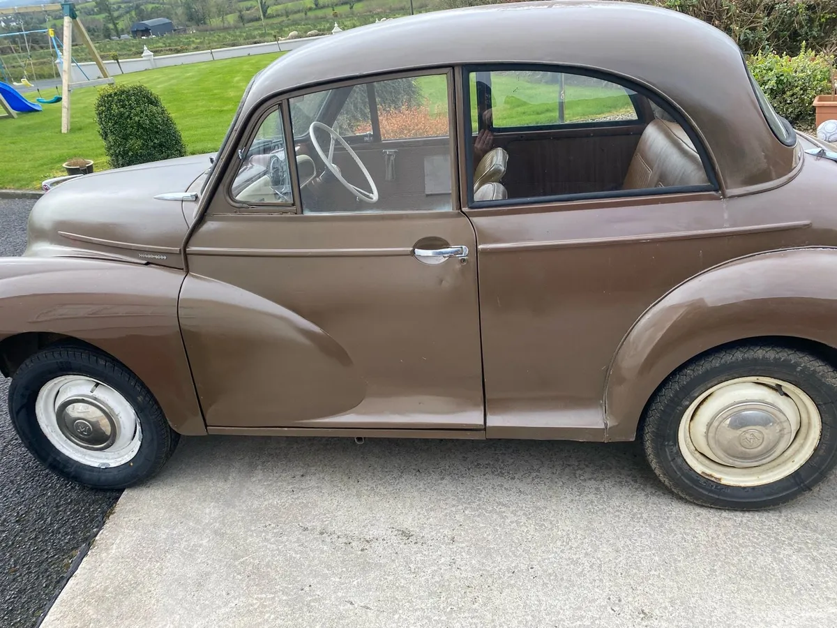 Vintage Car - Image 4