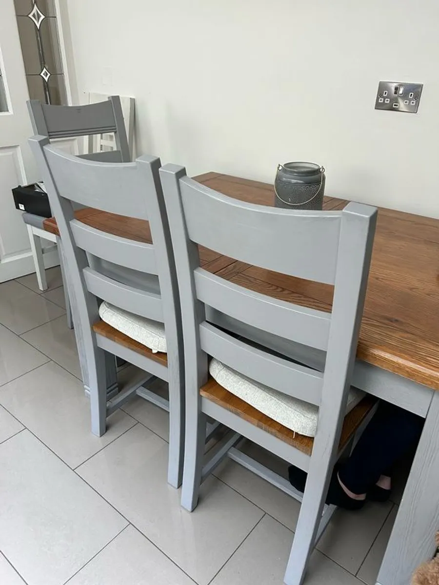 table , chairs and bench - Image 3