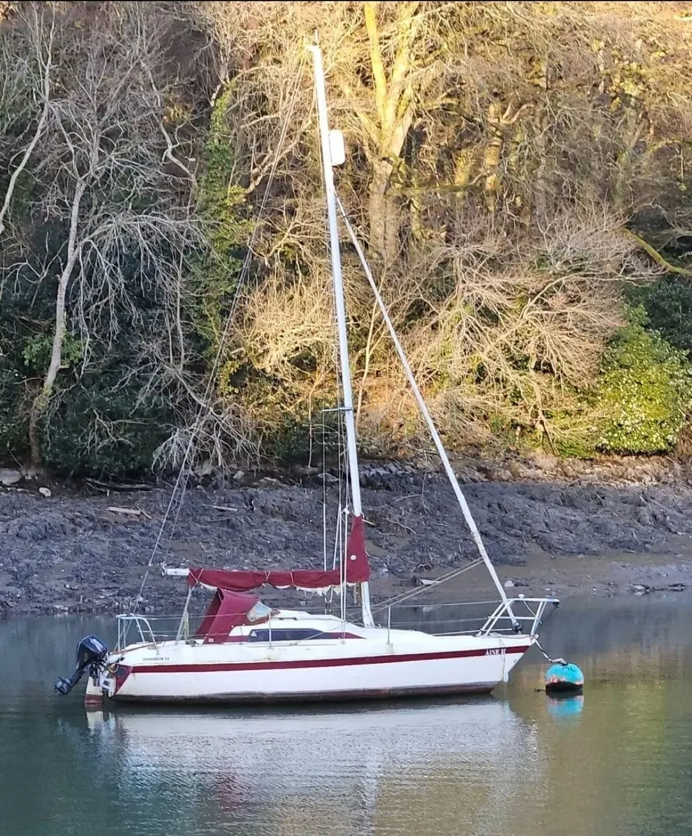 Sailing boat - Image 1