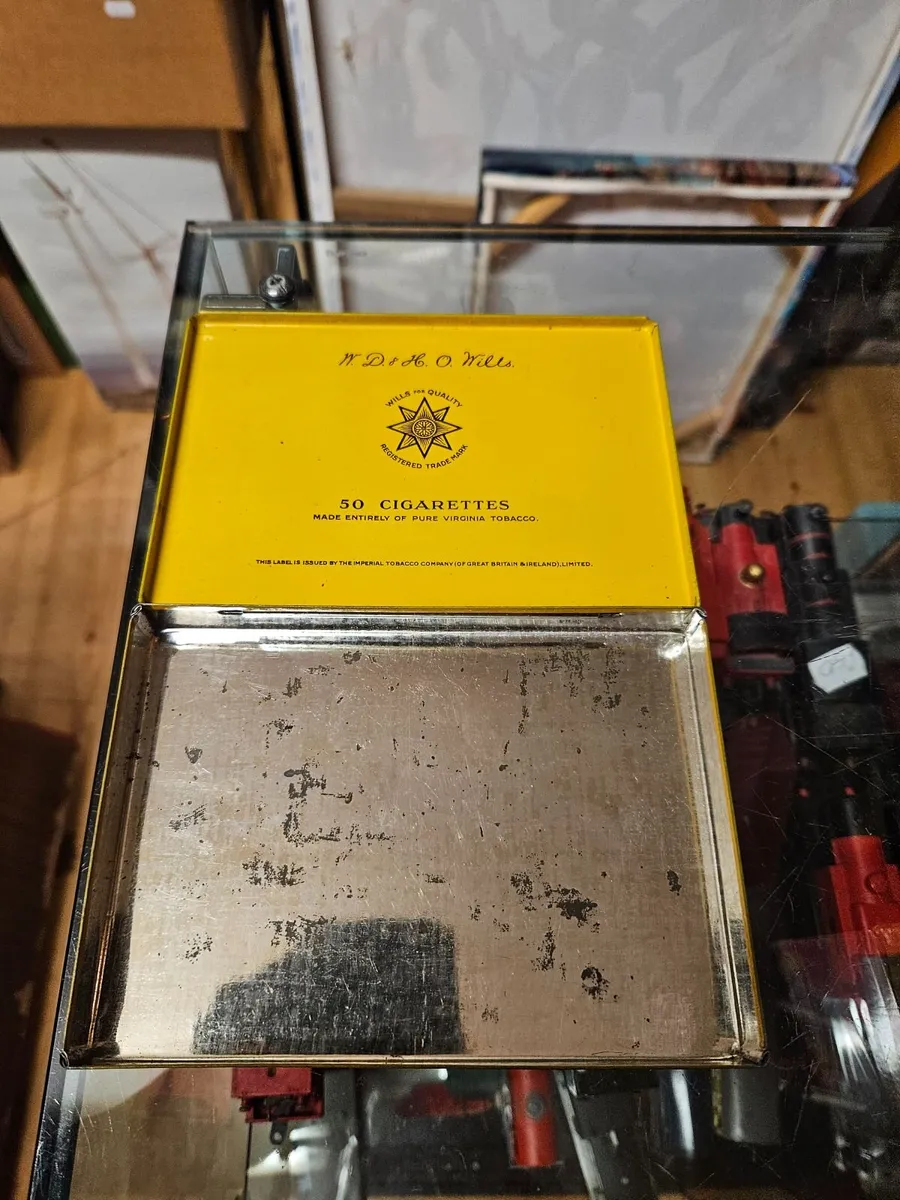 Vintage Wills Gold Flake Tin - Image 2