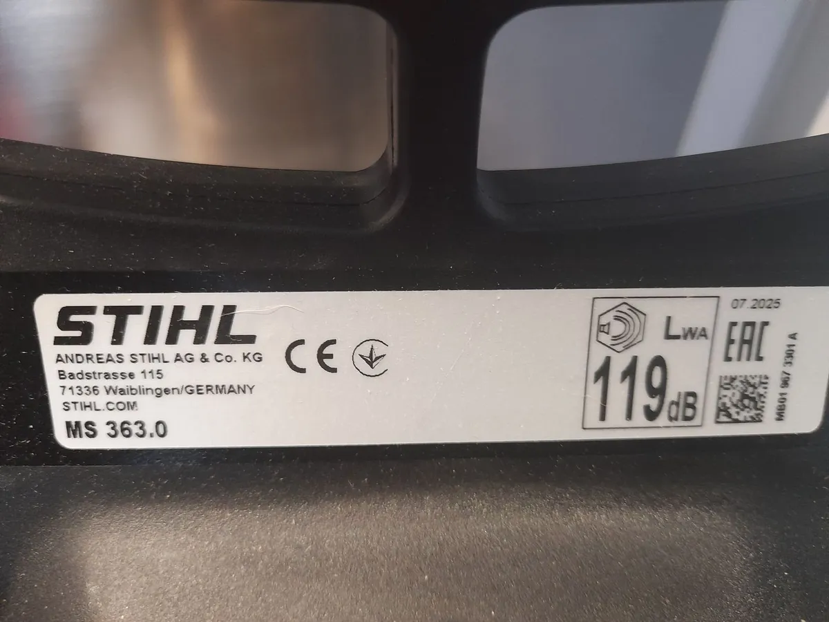 Selling Chainsaw - Image 3