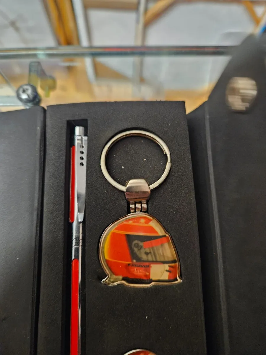 Ferrari Michael Schumacher Pen Key Ring Set - Image 3