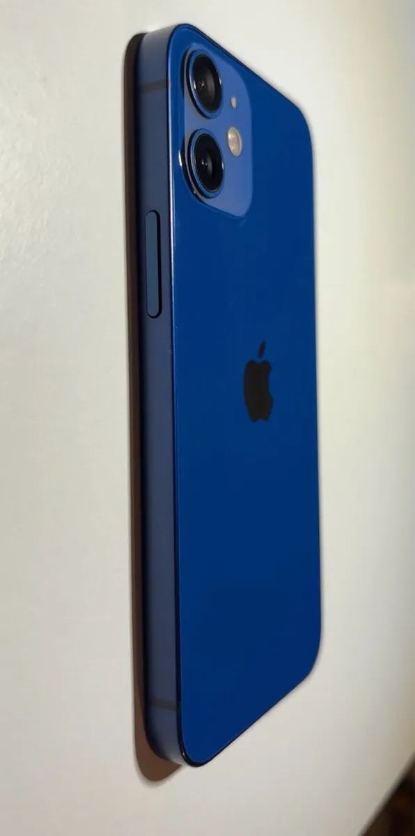 iPhone 12 mini - Image 3
