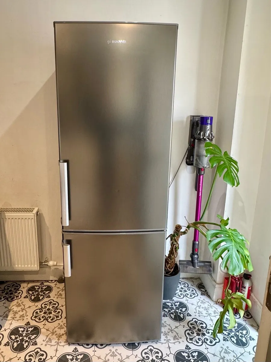 Frost free Hoover fridge freezer - Image 1
