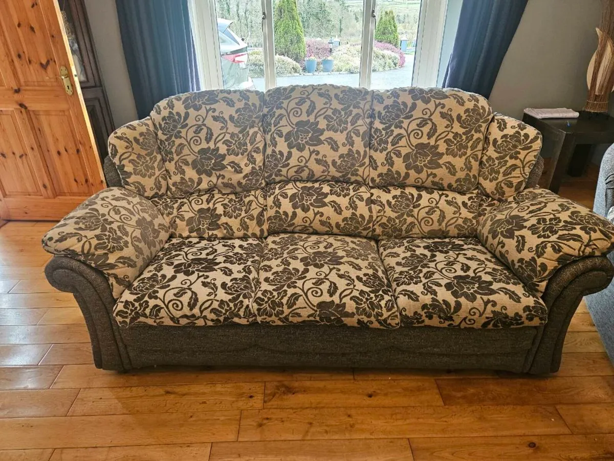 Suite of furniture for sale - Image 2