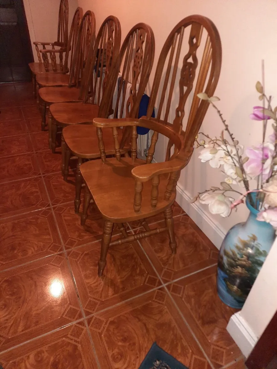 Lovely set of kitchen chairs - Image 2