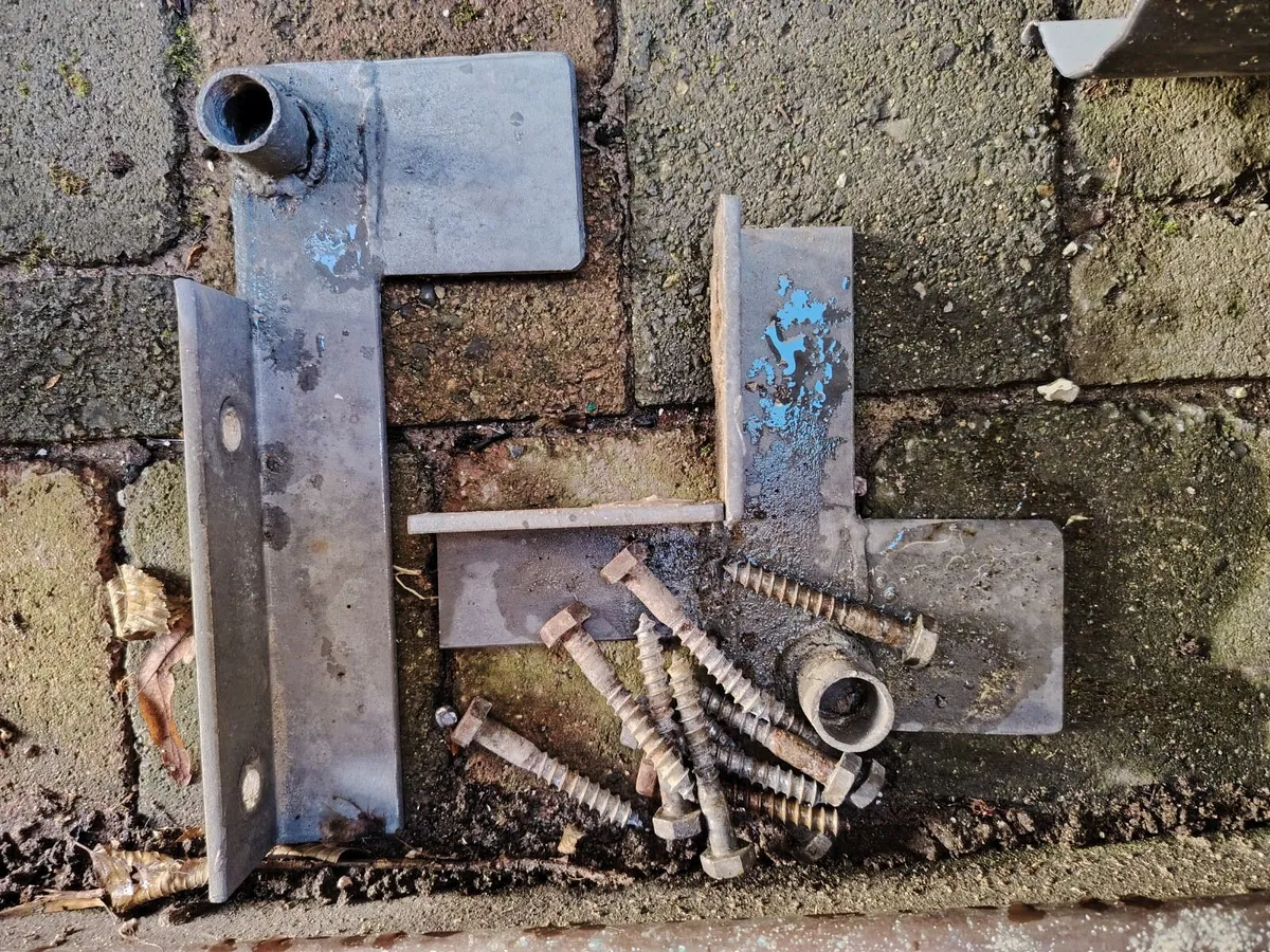 Driveway gates - Image 2