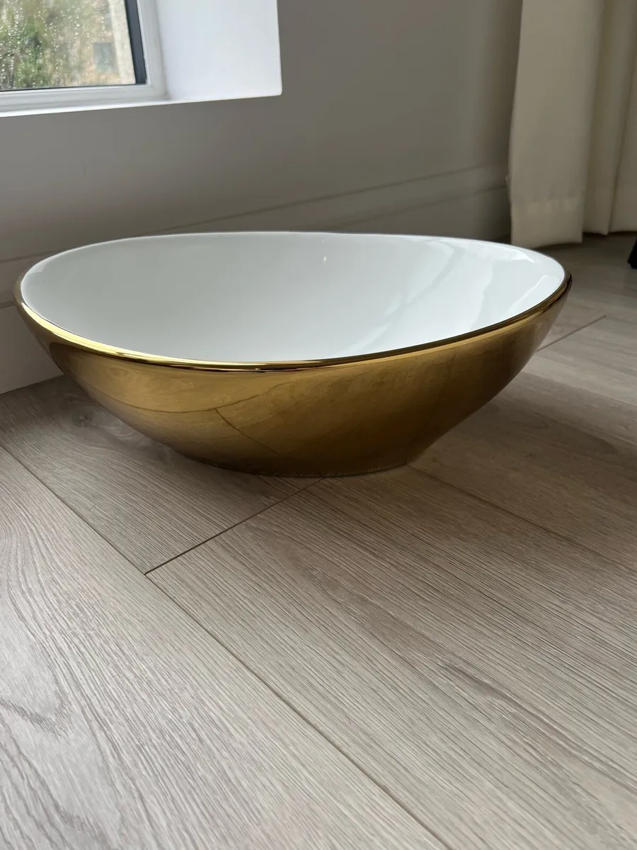 Bathroom sink brand new - Image 3