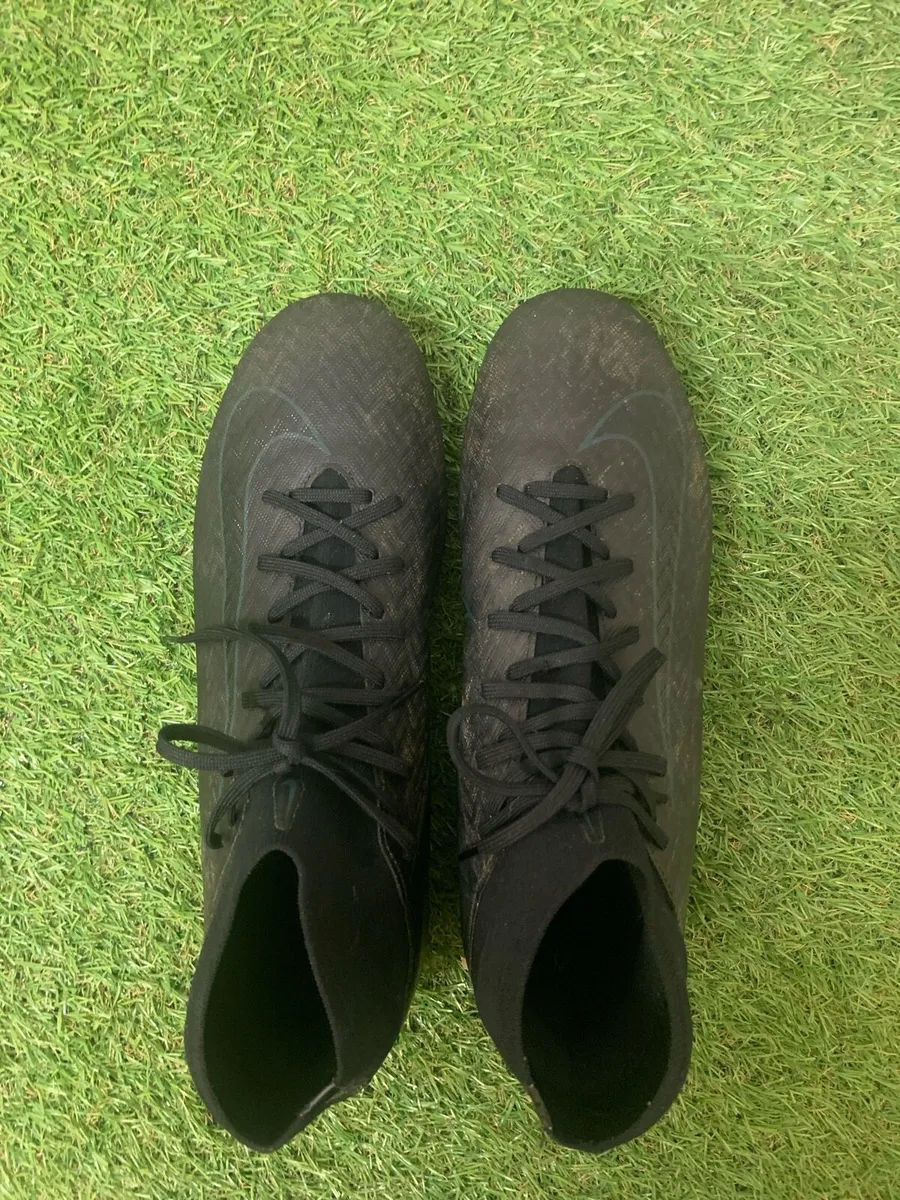 Football boots - Image 2