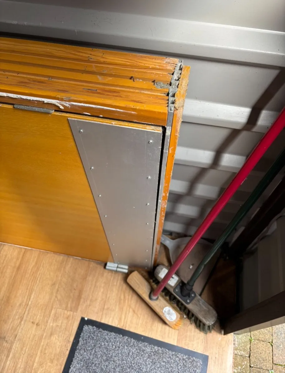 Rationel frontdoor with frame - Image 4