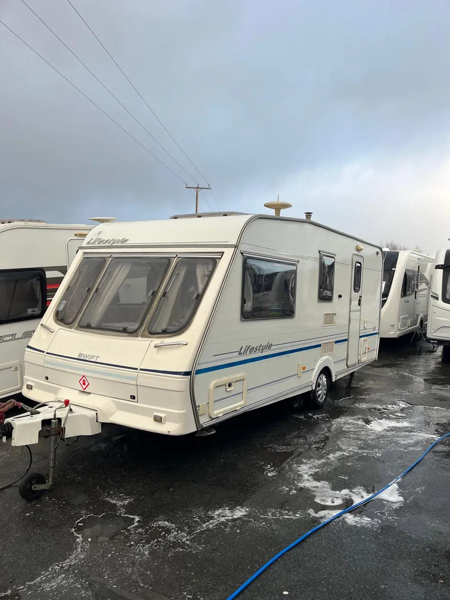 ✨BARGAIN SWIFT LIFESTYLE 4 BERTH✨ - Image 1