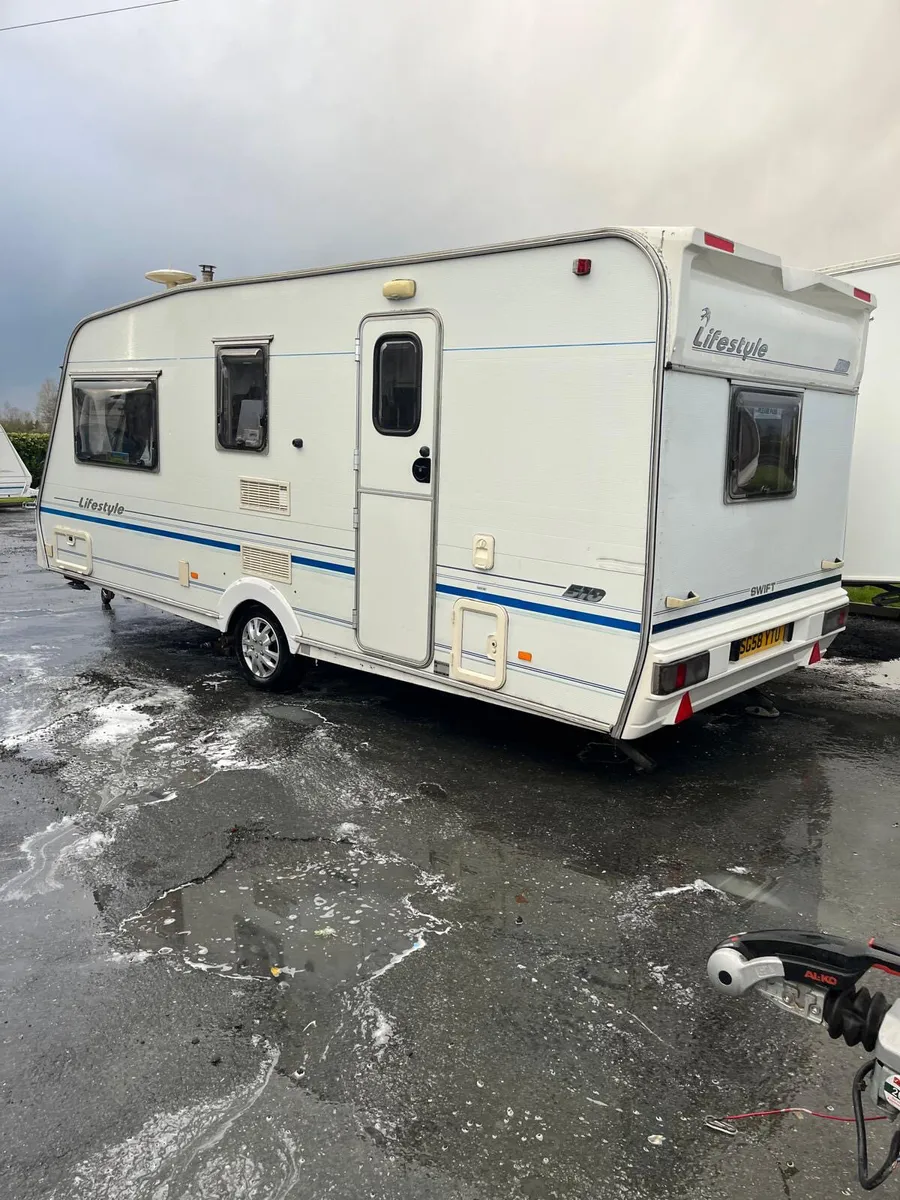 ✨BARGAIN SWIFT LIFESTYLE 4 BERTH✨ - Image 3