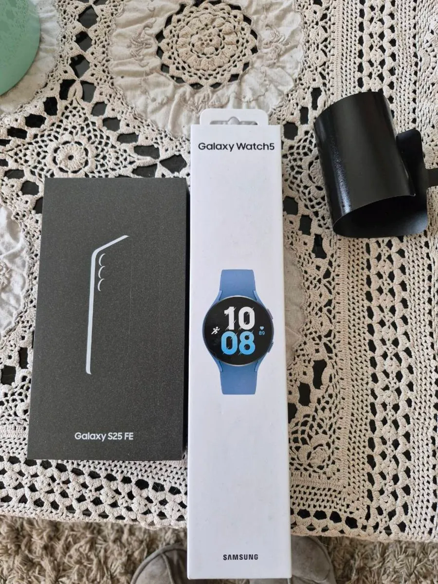 Samsung s25fe and Samsung watch