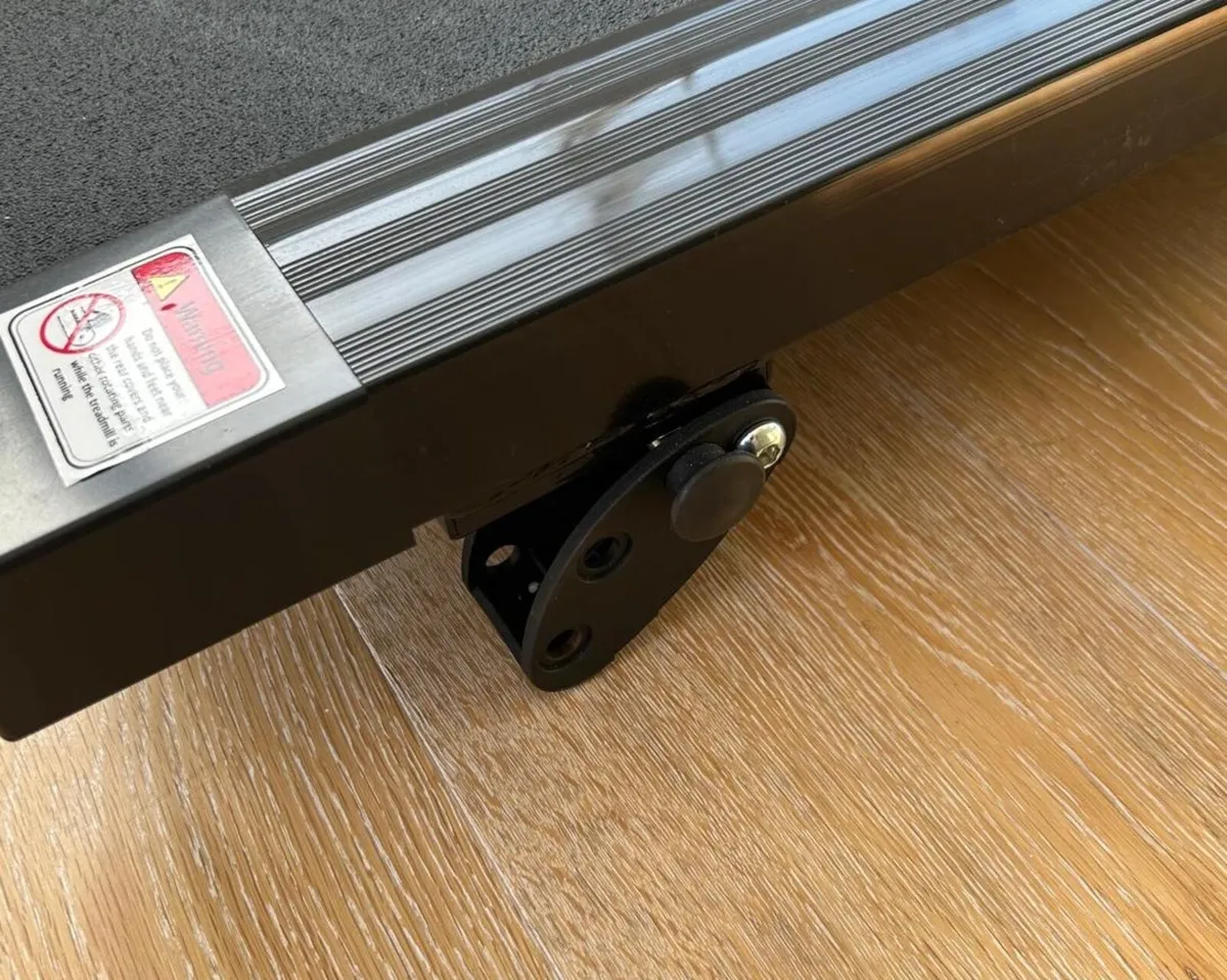 Electric Folding Treadmill / Running Machine - Image 2