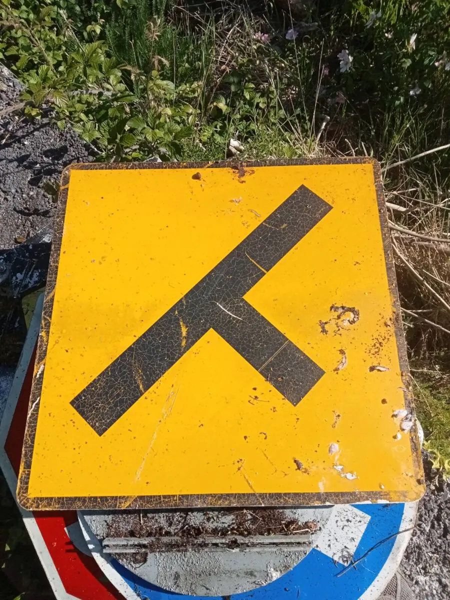 Road signs - Image 4