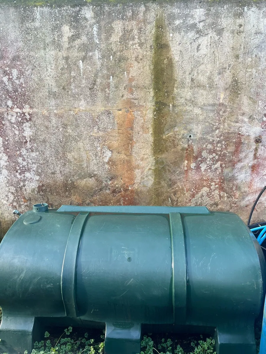 Sheep shelter - Image 2