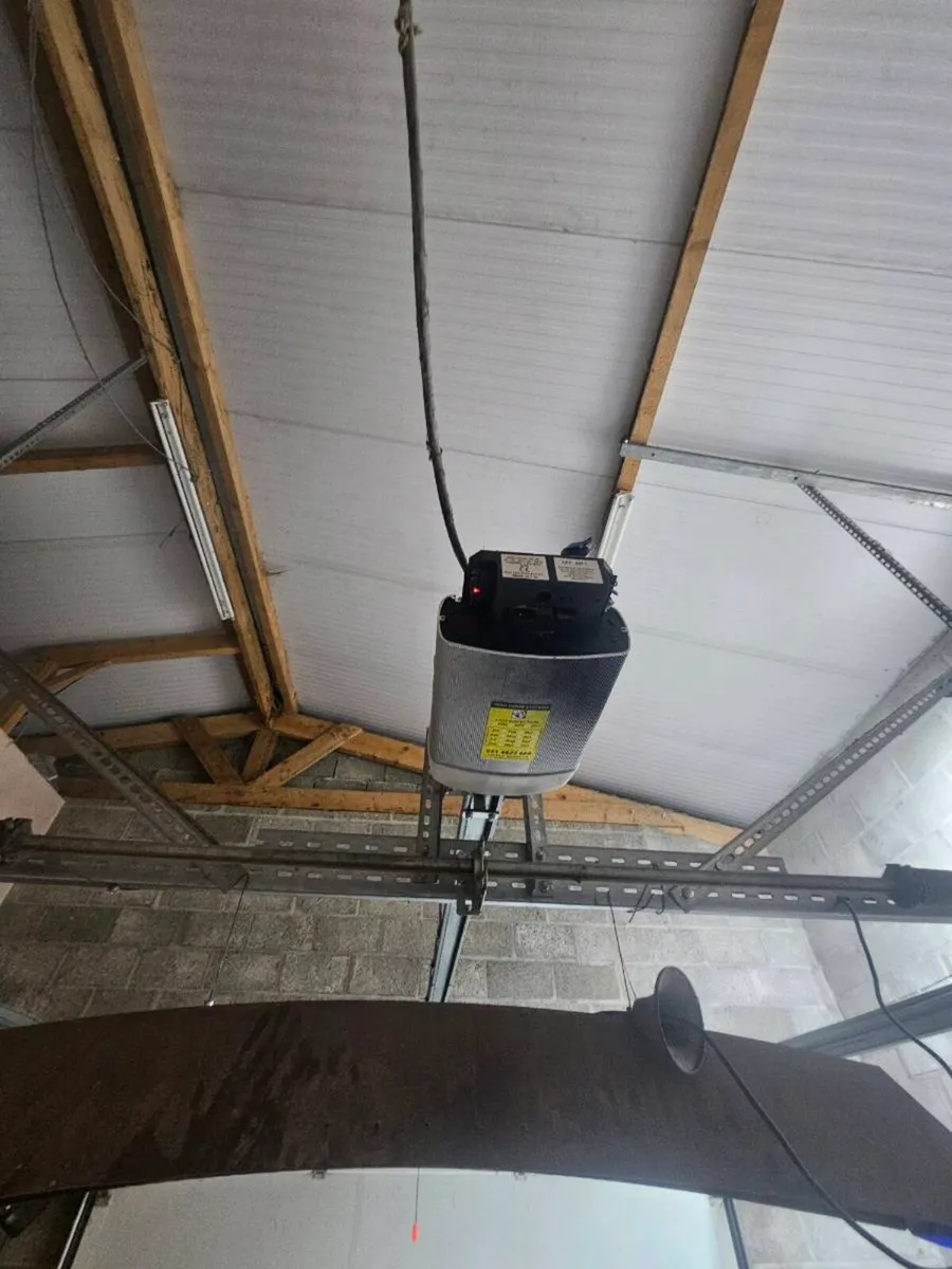 Garage Insulated Roller Door - Image 4