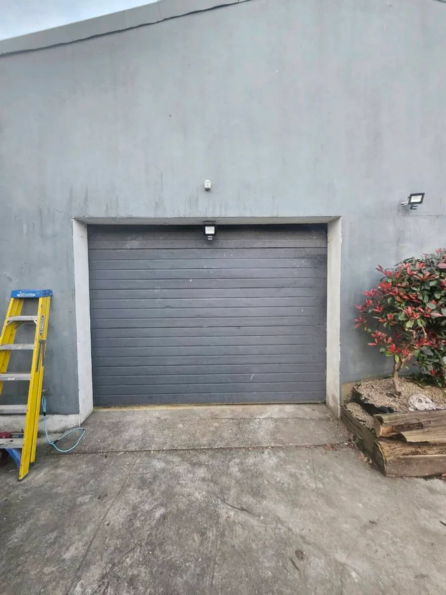 Garage Insulated Roller Door - Image 1