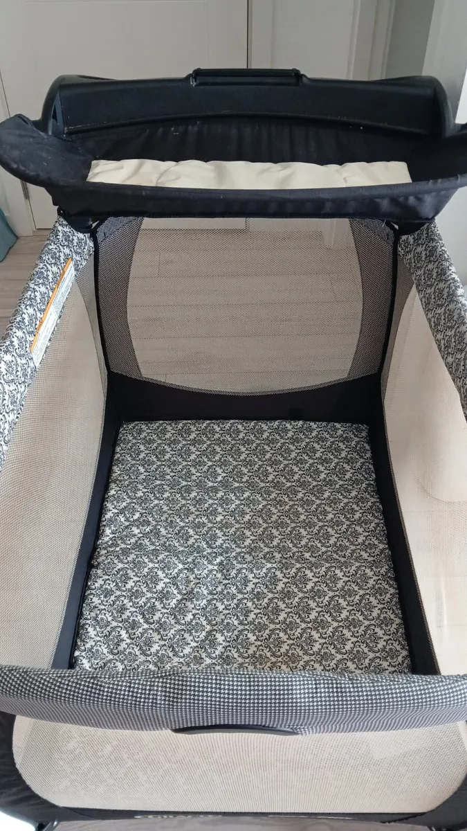 travel cot - Image 3