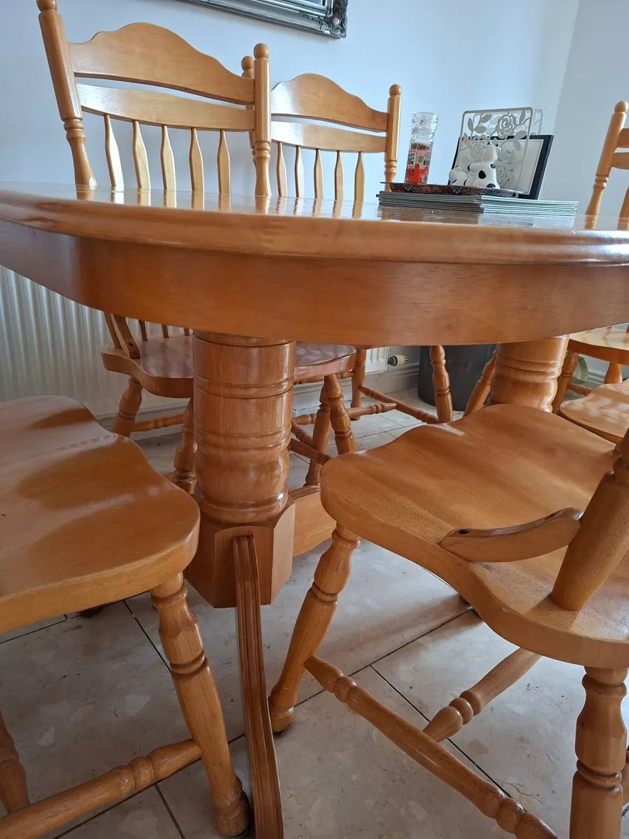 Dining table and chairs - Image 4