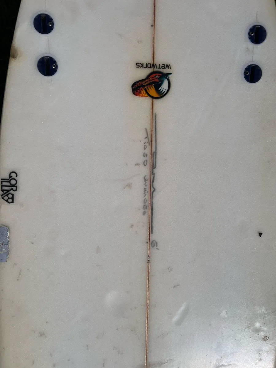 Surfboard - Image 2