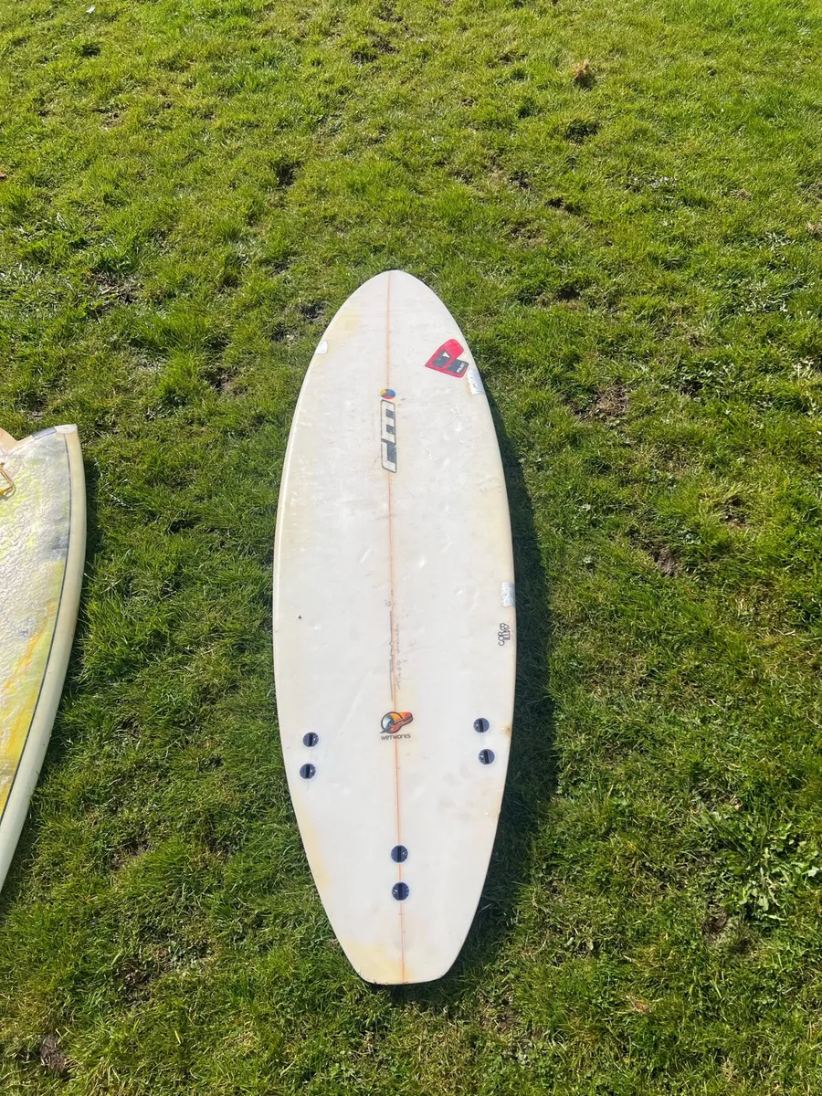 Surfboard - Image 3