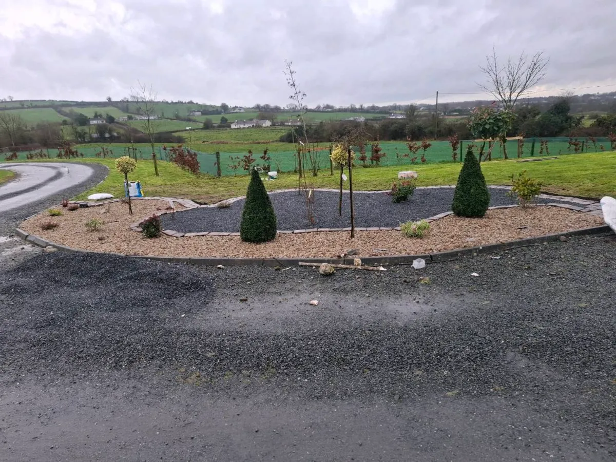 Landscape grass cutting - Image 2