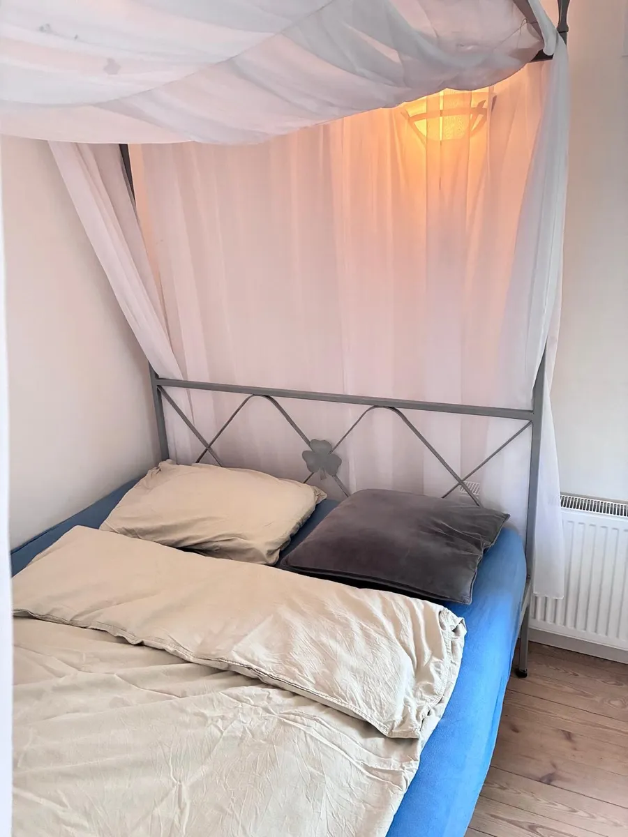 Metal canopy-bed - Image 2