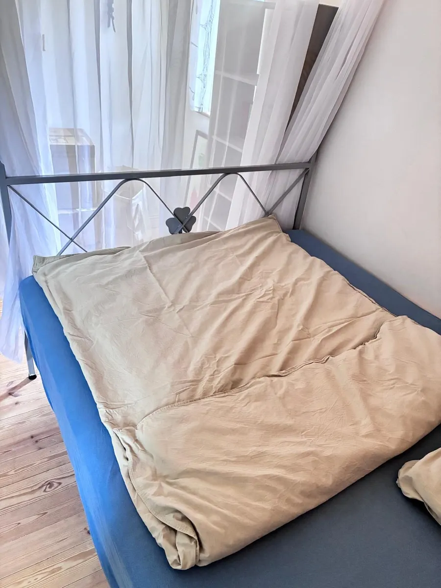 Metal canopy-bed - Image 4