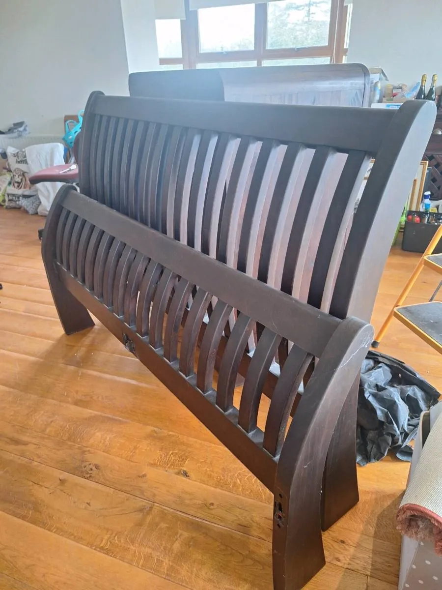 Bed frame, chest of drawers, locker - Image 2