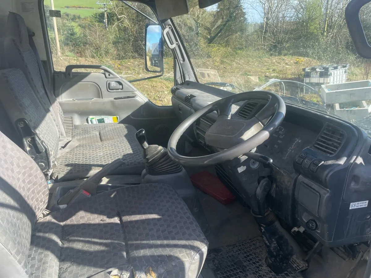 Isuzu 7.5 tonne truck 2007 for sale  270k. KLM’s o - Image 1