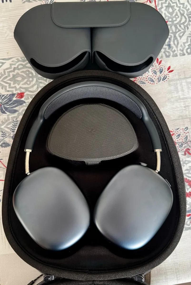 Airpods  Max (2nd Gen 2024) USB-C Midnight - Image 3