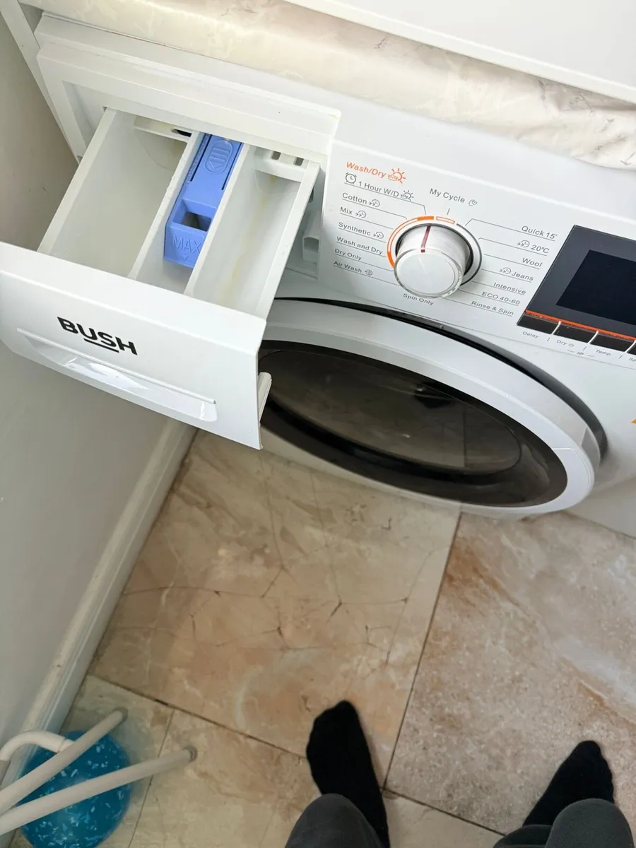 Selling washing machine and dryer - Image 3