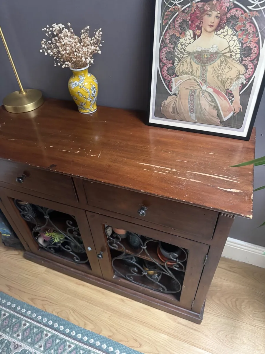 Unusual Cabinet - Image 2