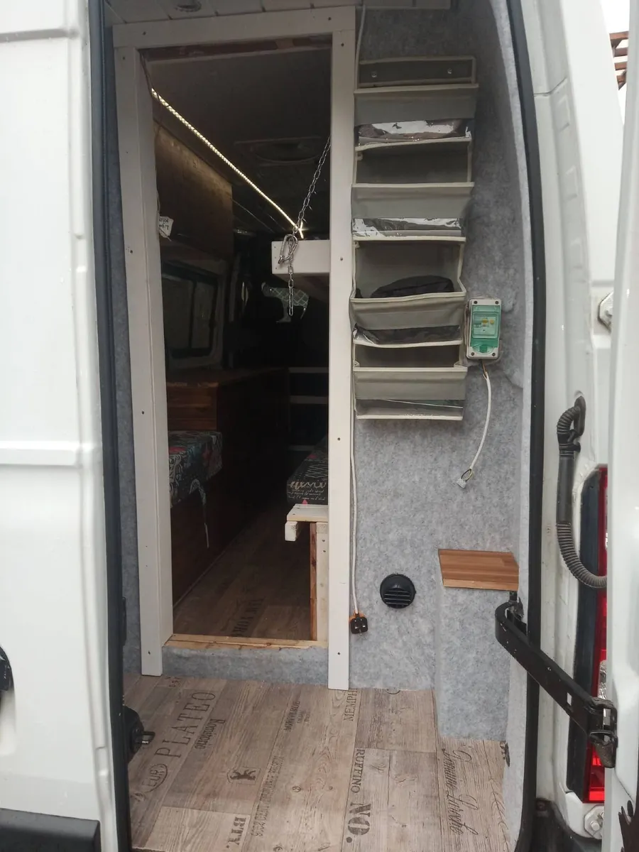 Campervan - Image 4