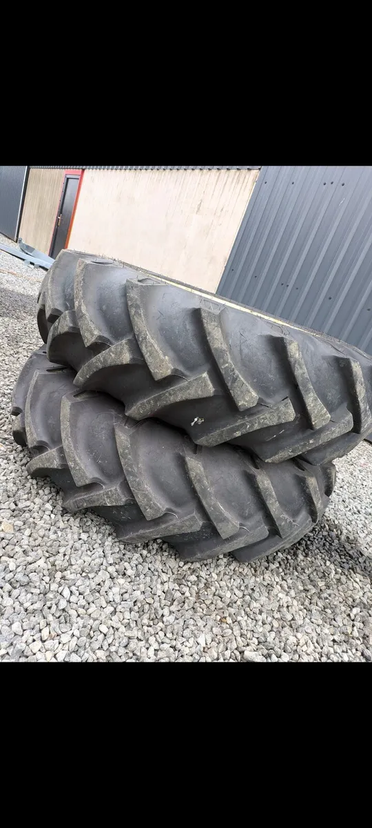 BKT 13.6 28 Ford Rims - Image 2