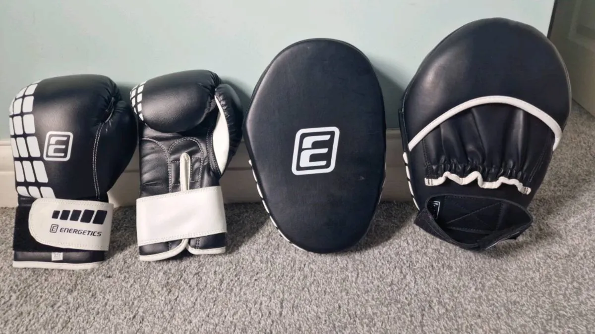 Energetics Boxing gloves + pads - Image 3