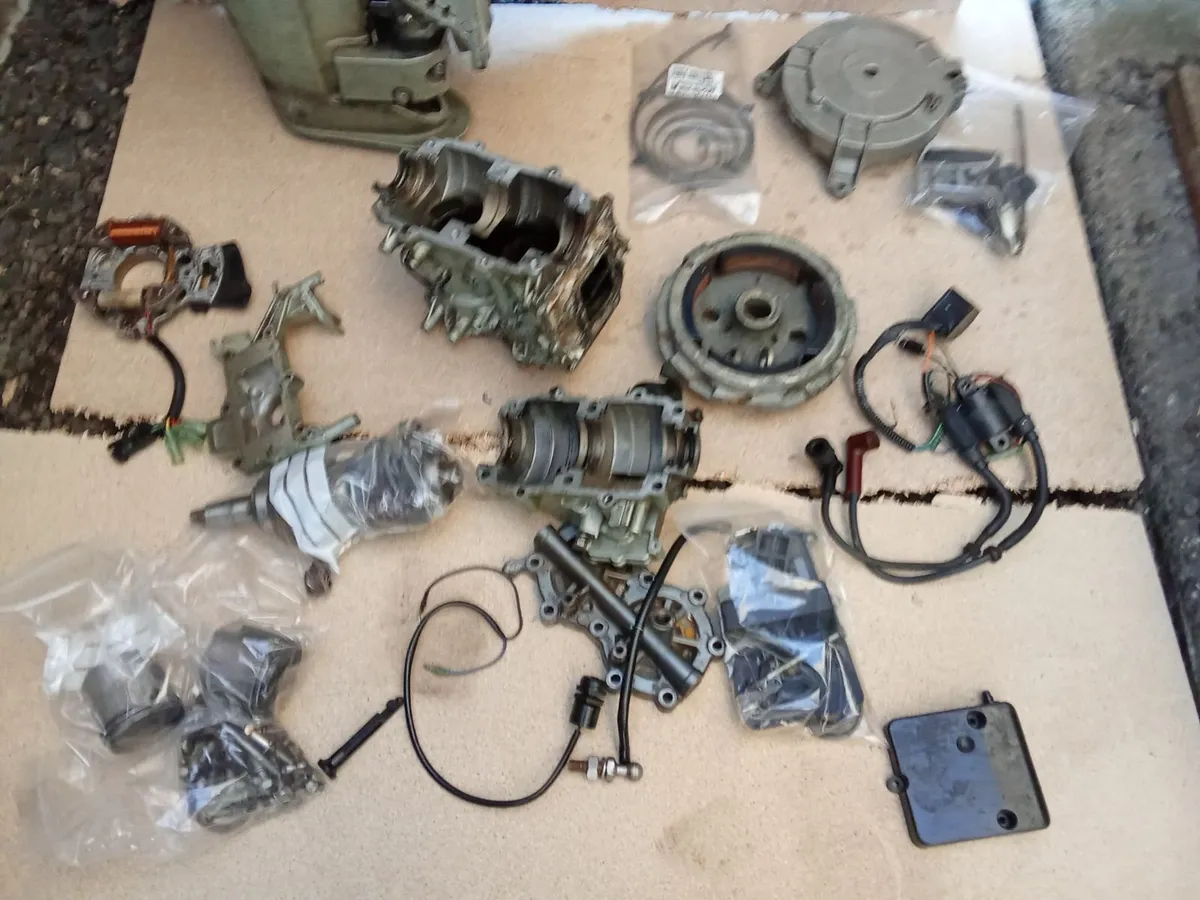 2-stroke Susuki-9,9-Johnson9,9 -PARTS - Image 1