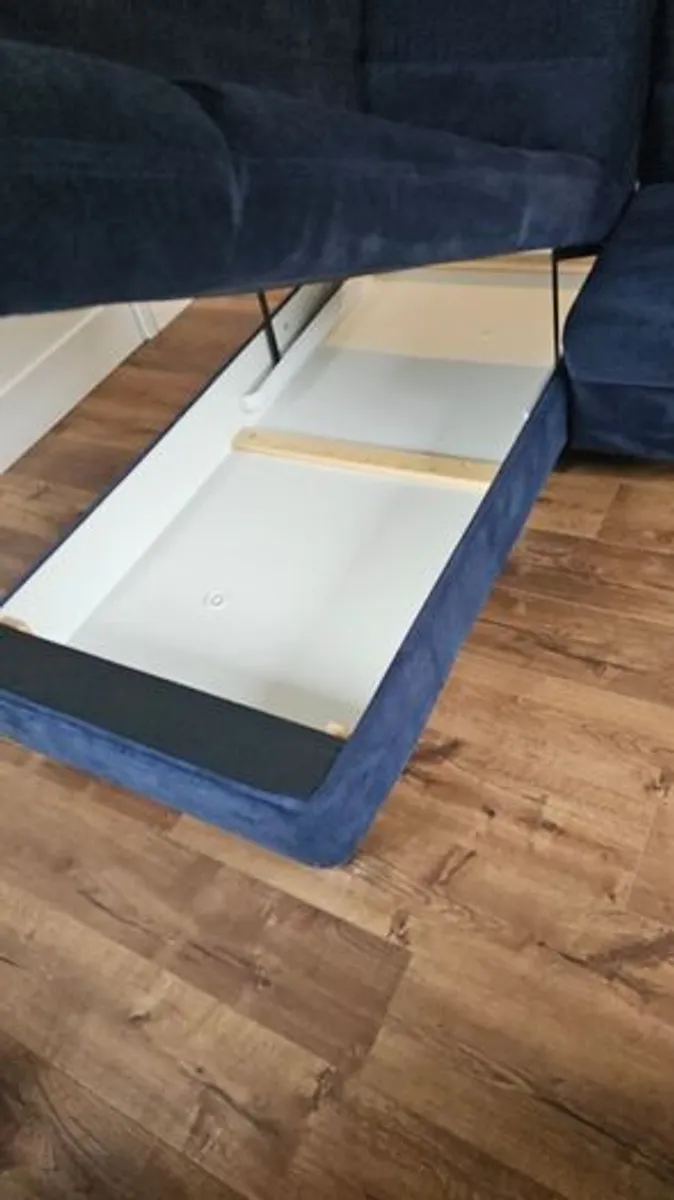 L-shaped Sittingroom Suite - Image 4