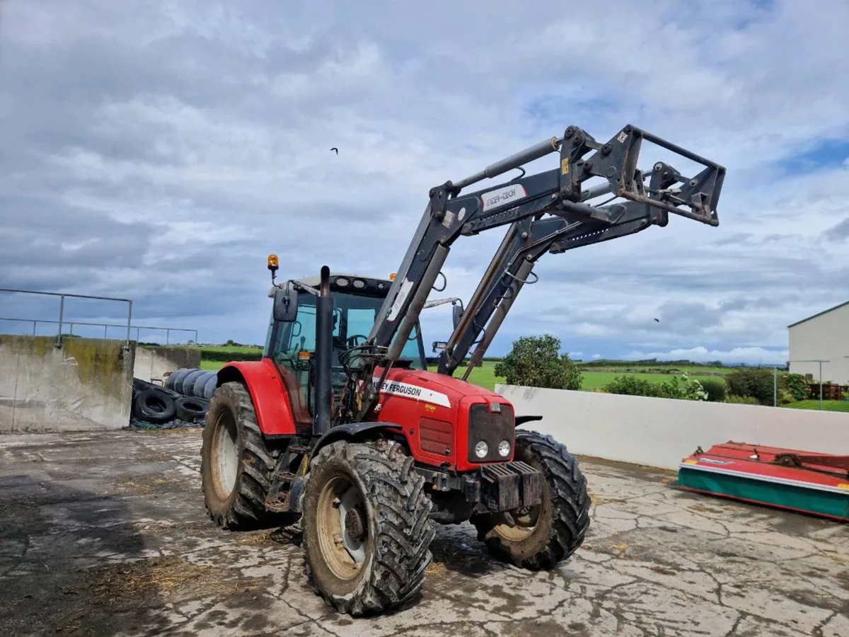 Front loader Massey Ferguson 6465 / 6475 /6480 - Image 1