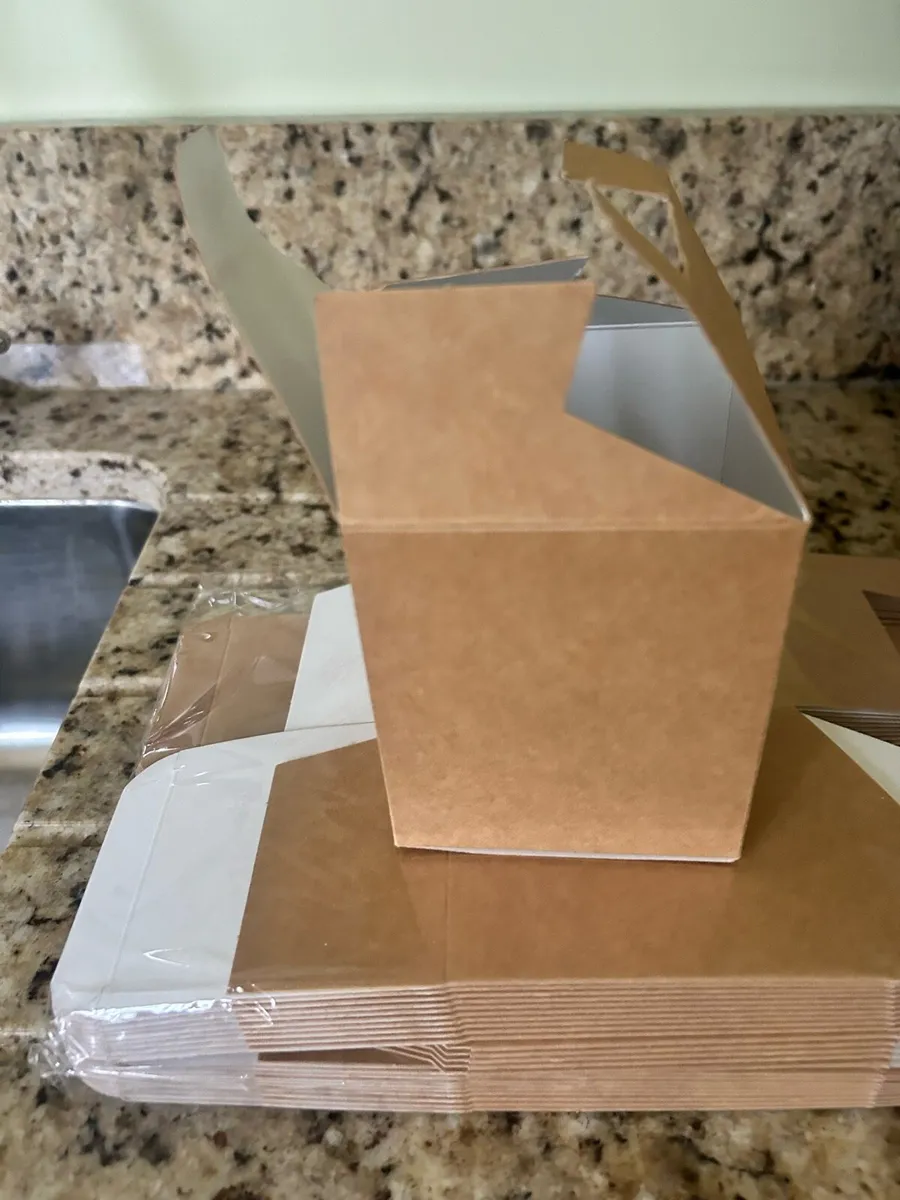 Flat pack boxes and tags - Image 2