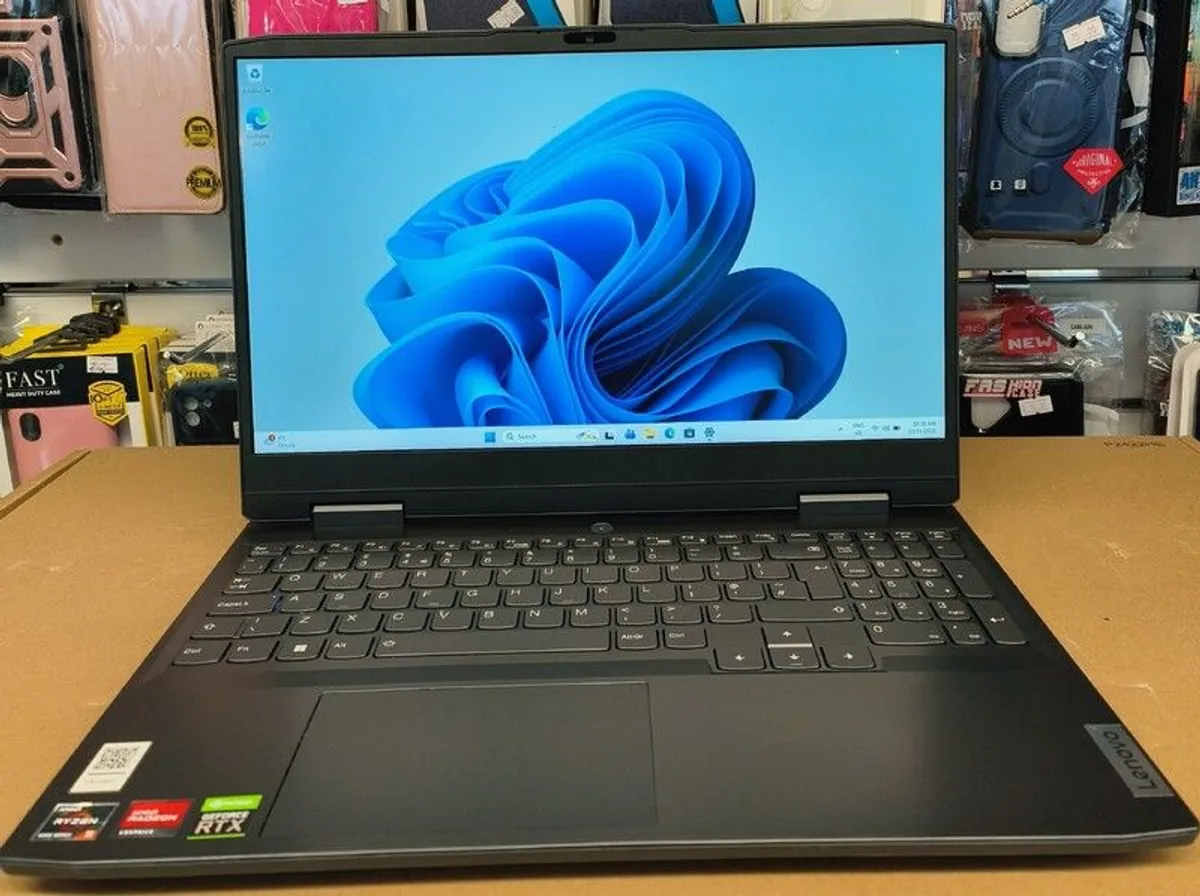 Powerful Lenovo IdeaPad Gaming 3 15ARH7 15.6" 24GB RAM (1TB + 256GB) SSD, Ryzen 5 6600H  Windows 11 Pro, NVIDIA GeForce RTX 3050 - Image 3
