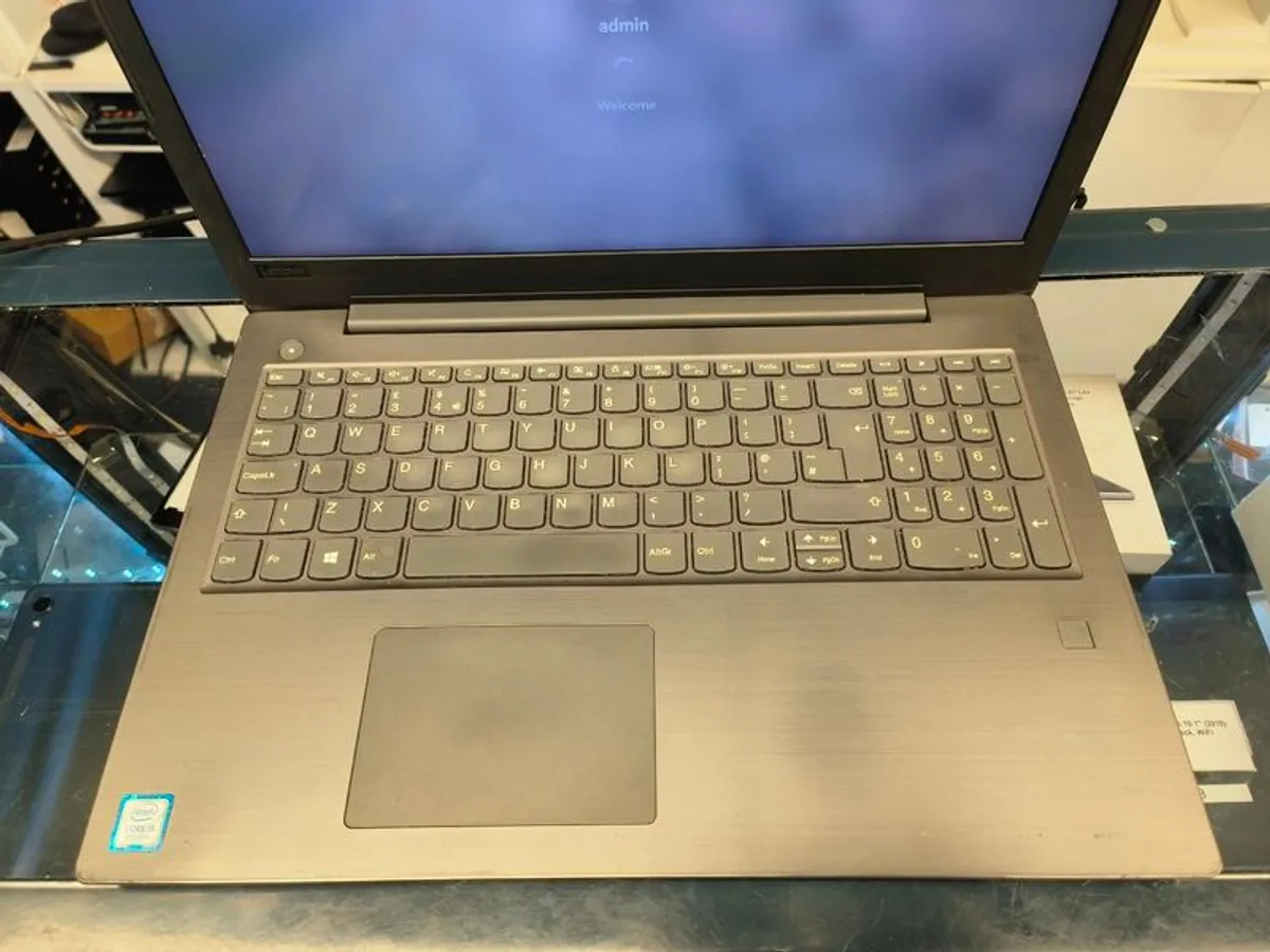 Lenovo V330-15 Intel Core i5 8th Gen 15.6" 8GB RAM 256GB SSD Windows 11 Pro - Image 2