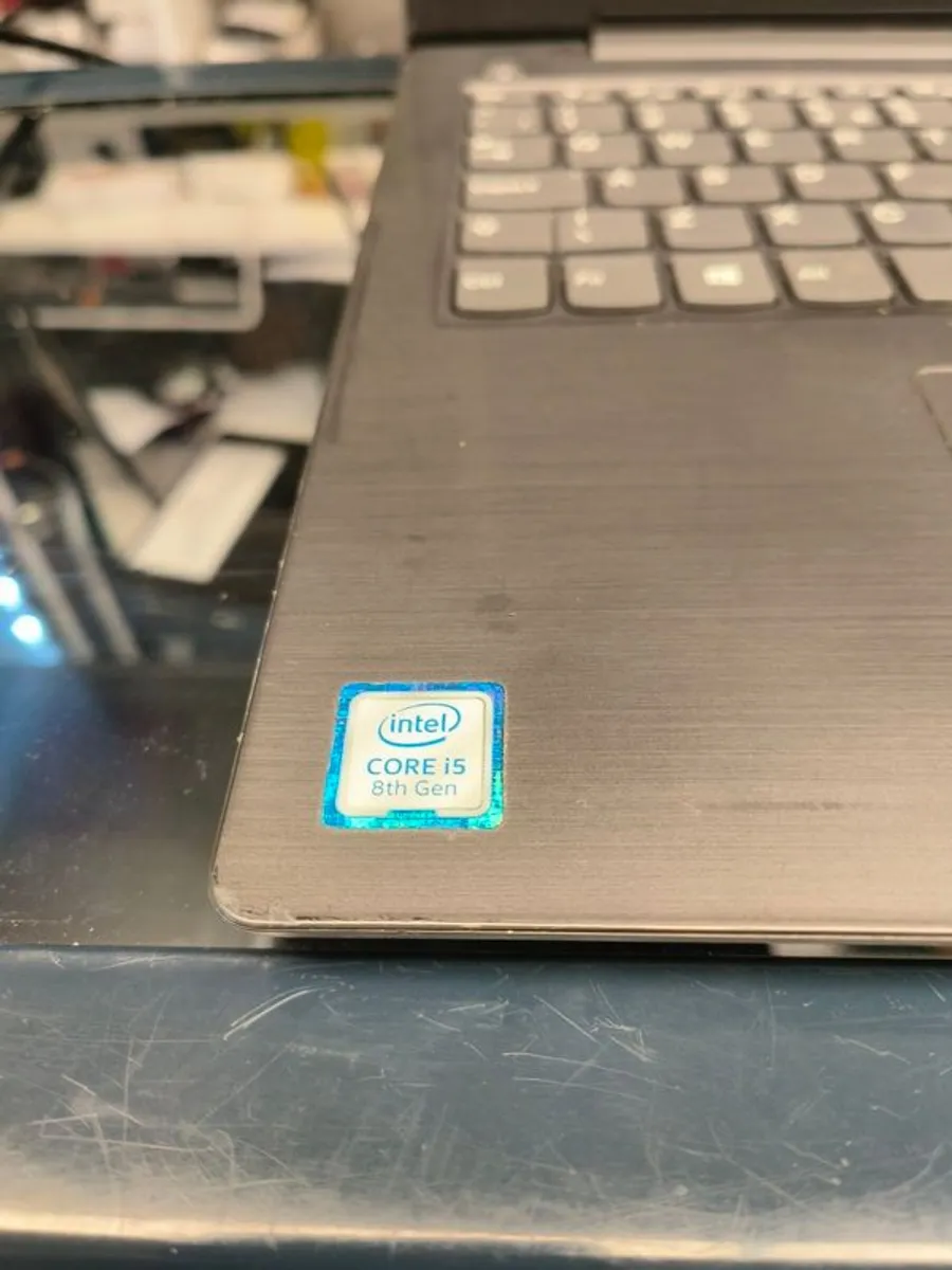 Lenovo V330-15 Intel Core i5 8th Gen 15.6" 8GB RAM 256GB SSD Windows 11 Pro - Image 3